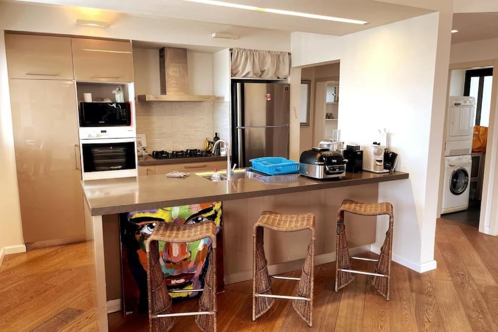 Beautiful Penthouse W/Amazing View, Prime Location Apartment Ramat Gan Bagian luar foto