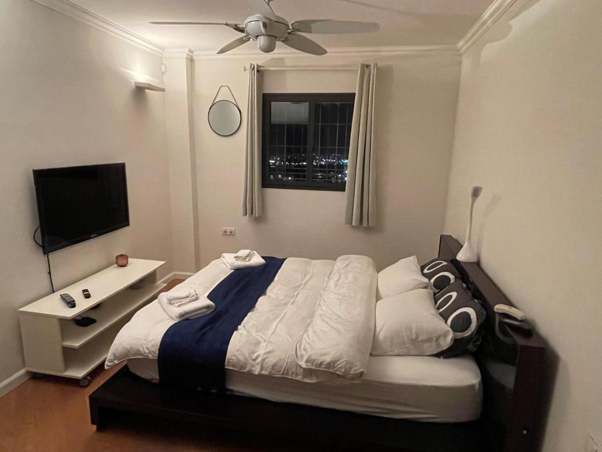 Beautiful Penthouse W/Amazing View, Prime Location Apartment Ramat Gan Bagian luar foto