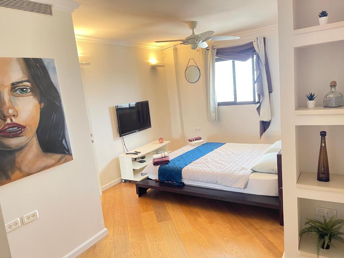 Beautiful Penthouse W/Amazing View, Prime Location Apartment Ramat Gan Bagian luar foto